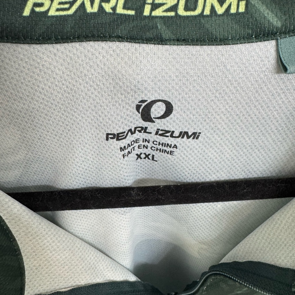 Pearl Izumi Dark Green Leaf Pattern Cycling Jersey - Picture 2 of 5